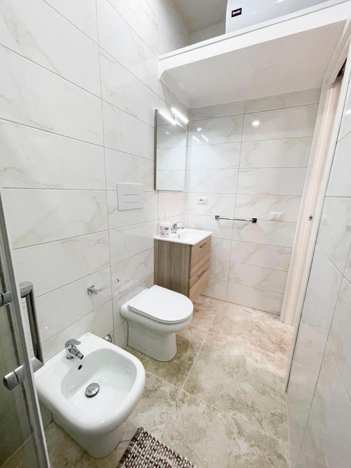 B&B Le Stanze Di Aurora Naples Extérieur photo